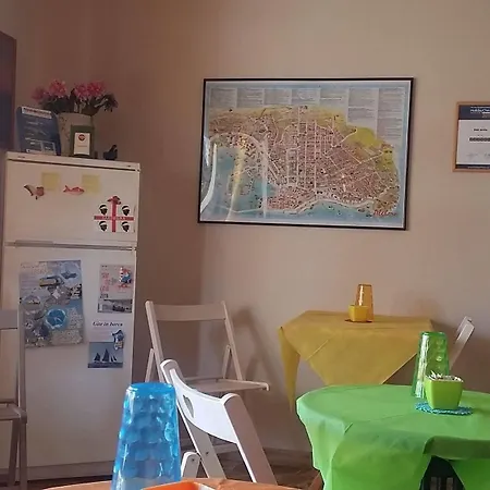 ベッド・アンド・ブレックファスト Jamba 3*