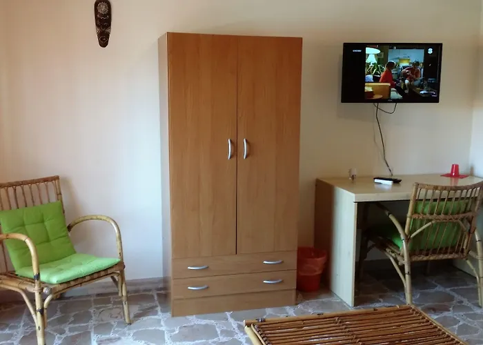 Jamba Bed & Breakfast 3*